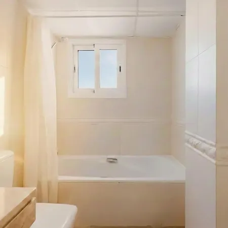 Sea & Sky Penthouse *