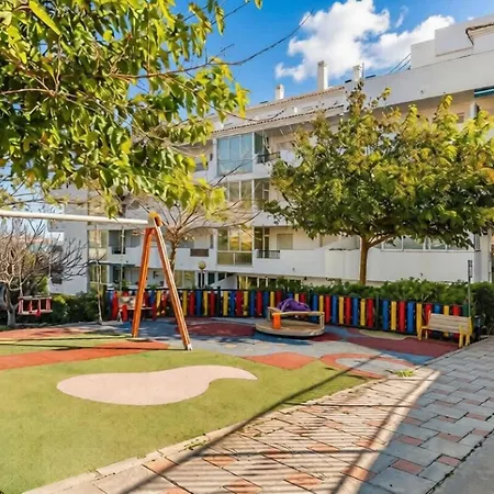 Sea & Sky Penthouse Apartament