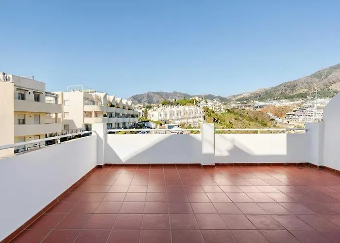 Апартаменты Sea & Sky Penthouse *