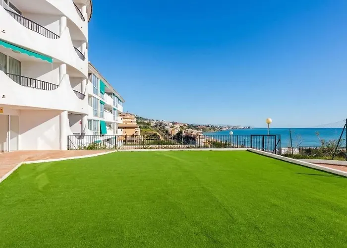 Sea & Sky Penthouse Апартаменты